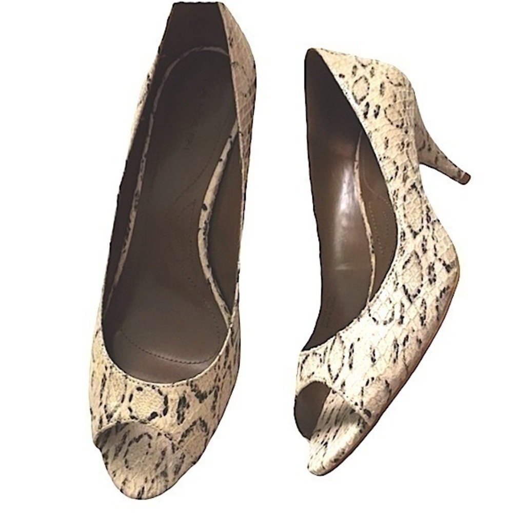 Tahari Marie Snakeskin Python Peep Toe Heels​